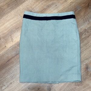 The Limited Women’s Green, Navy & White Chevron Pencil Skirt Size 6